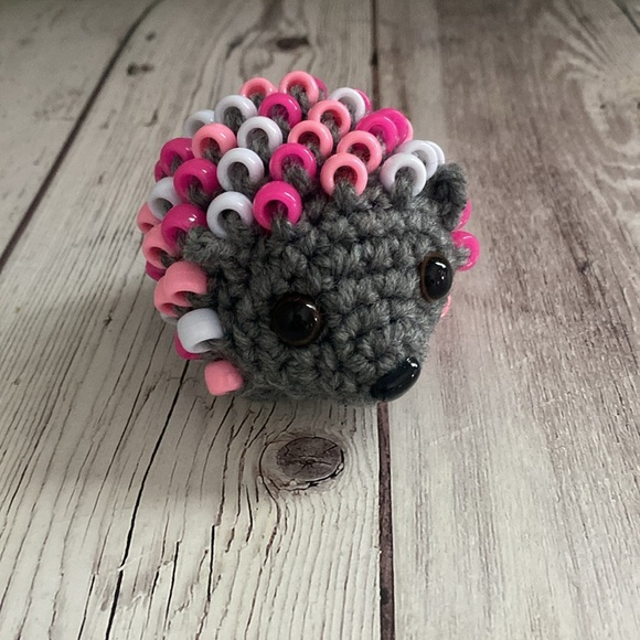 HANDMADE Crochet Beaded Fidget Hedgehog - Picture 10 of 16